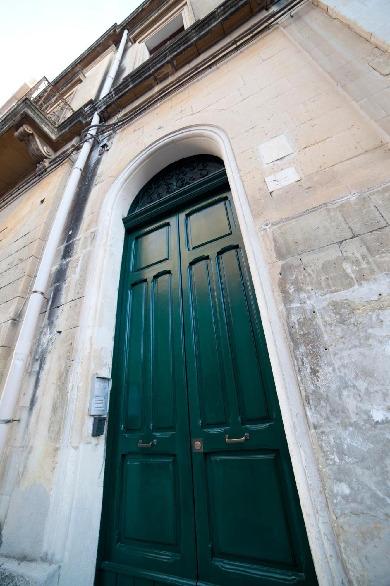 Bed and Breakfast 19Venti Lecce Zewnętrze zdjęcie