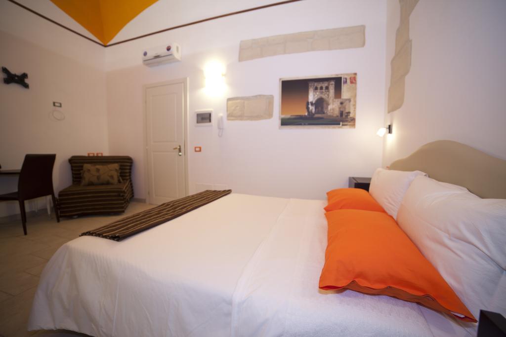 Bed and Breakfast 19Venti Lecce Zewnętrze zdjęcie